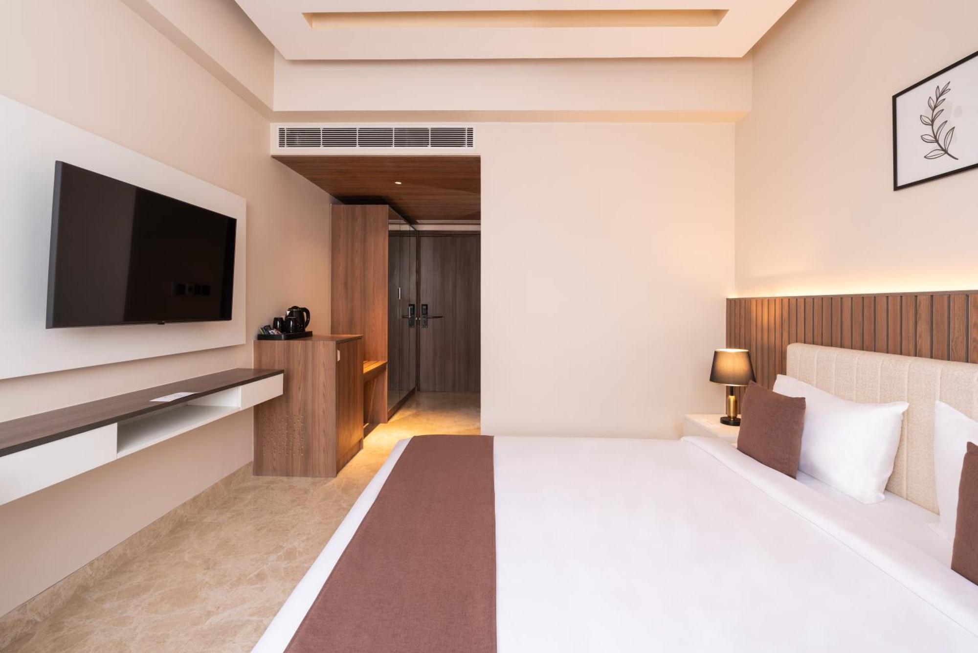 Foxtrail, Sector 42 - Am Hotel Kollection Gurgaon Exterior photo